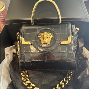Versace Black and Gold Satchel with Medusa Emblem
Croc-Effect La Medusa Small